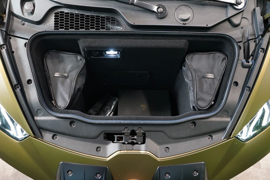 Lamborghini Huracán 2023