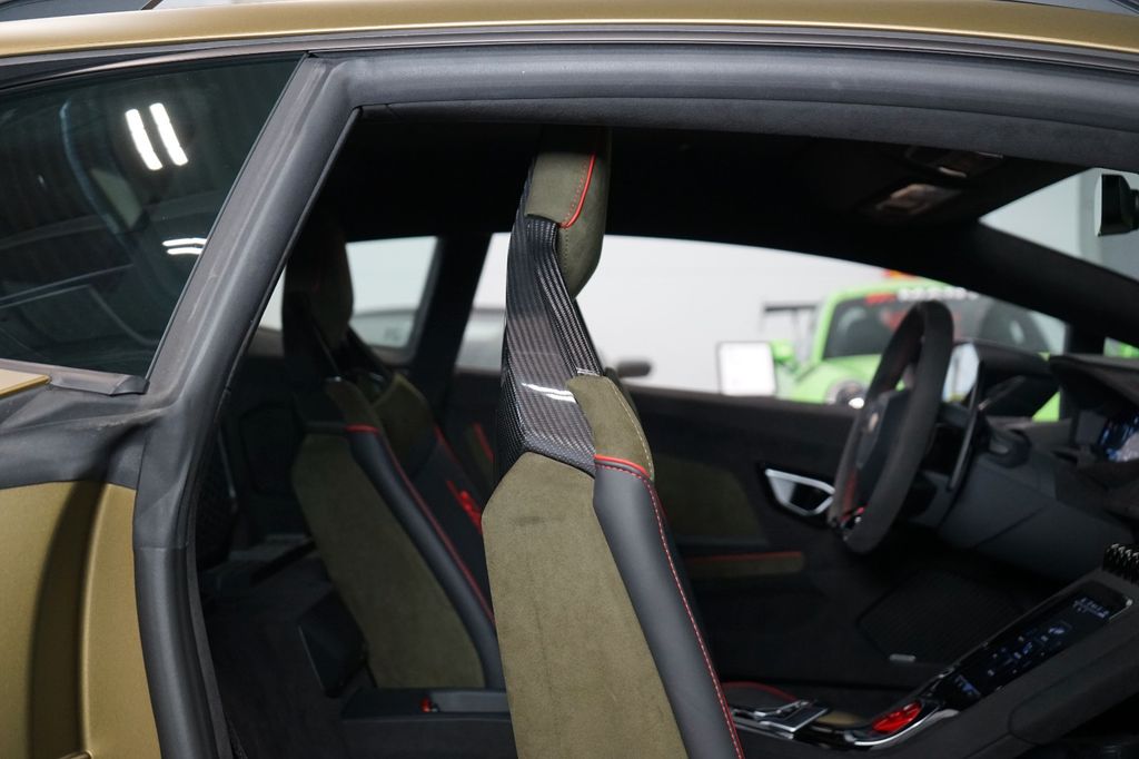 Lamborghini Huracán 2023