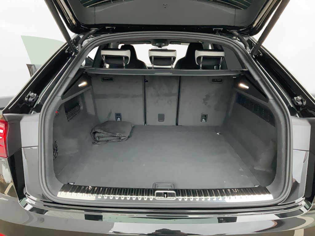 Audi RSQ8 2025