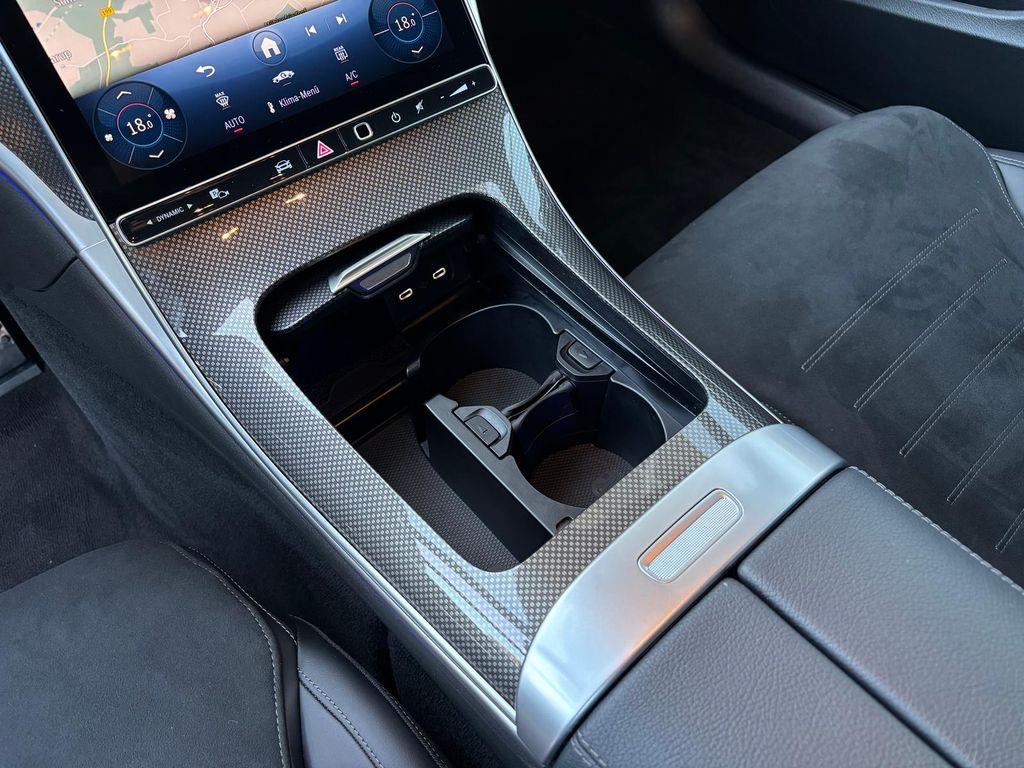 Mercedes-Benz C 220 2024