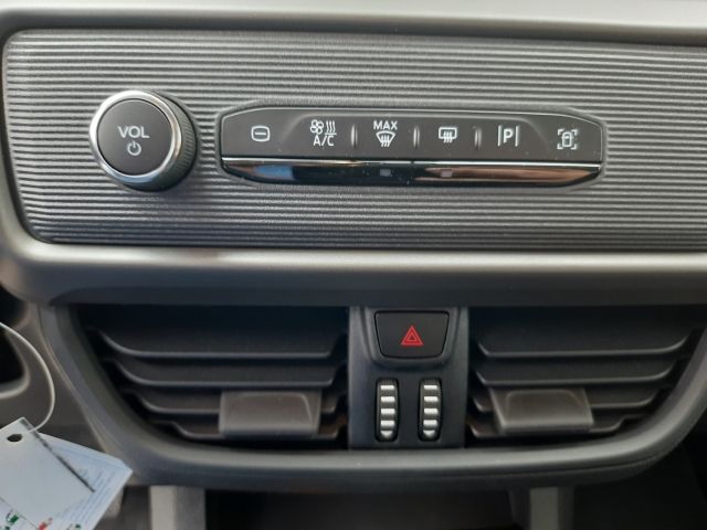 Ford Transit Courier 2025