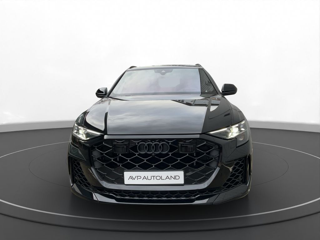 Audi RSQ8 2025