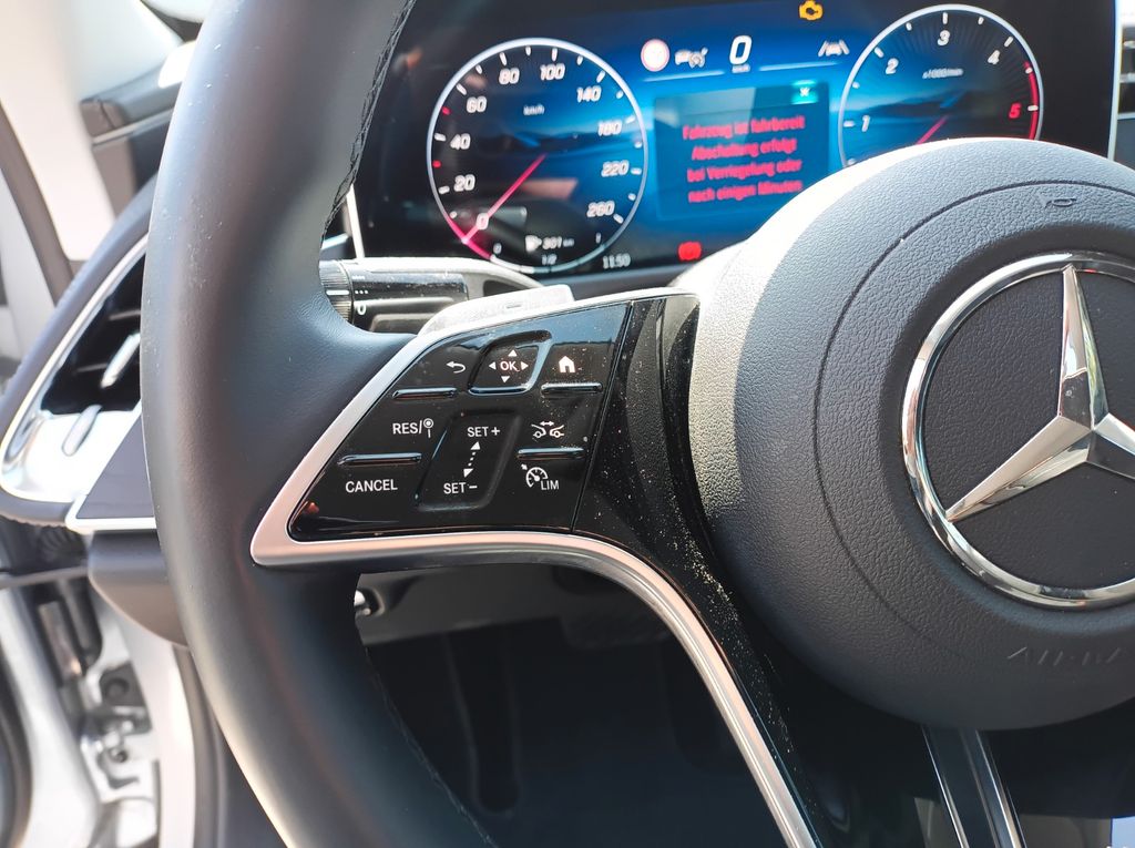 Mercedes-Benz E 220 2023