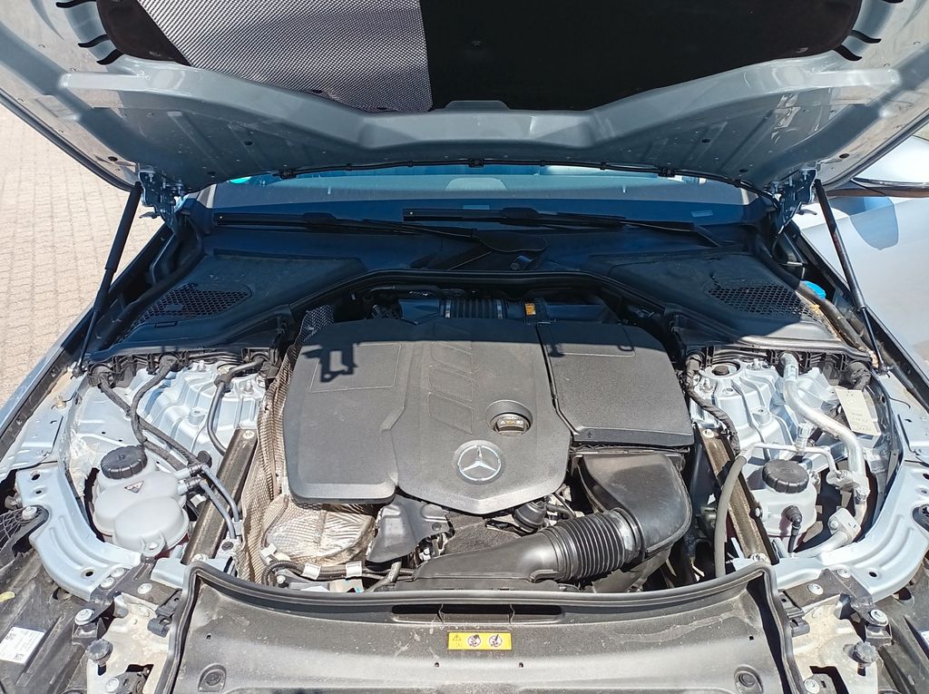 Mercedes-Benz E 220 2023