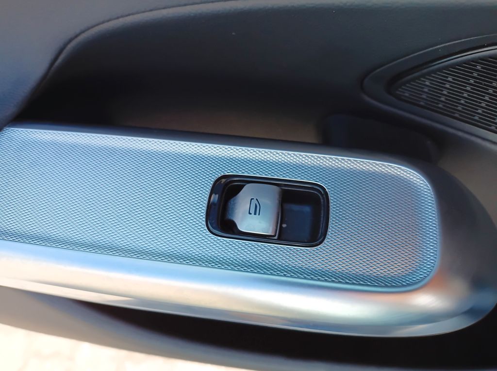 Mercedes-Benz E 220 2023