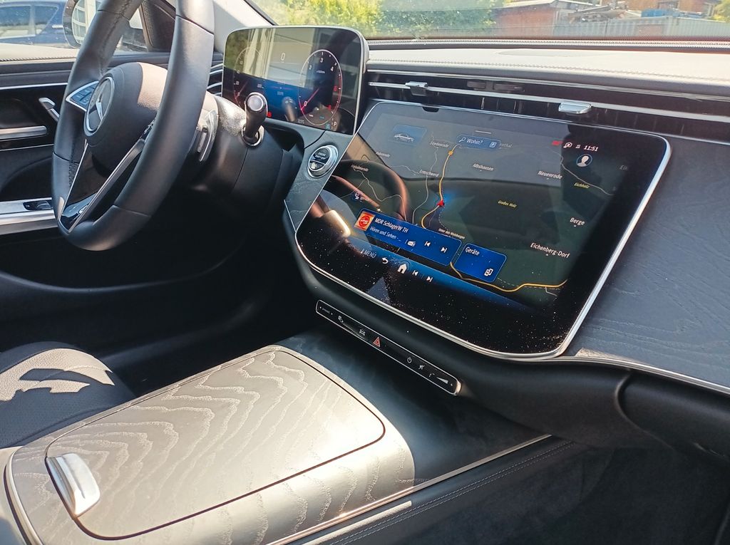 Mercedes-Benz E 220 2023