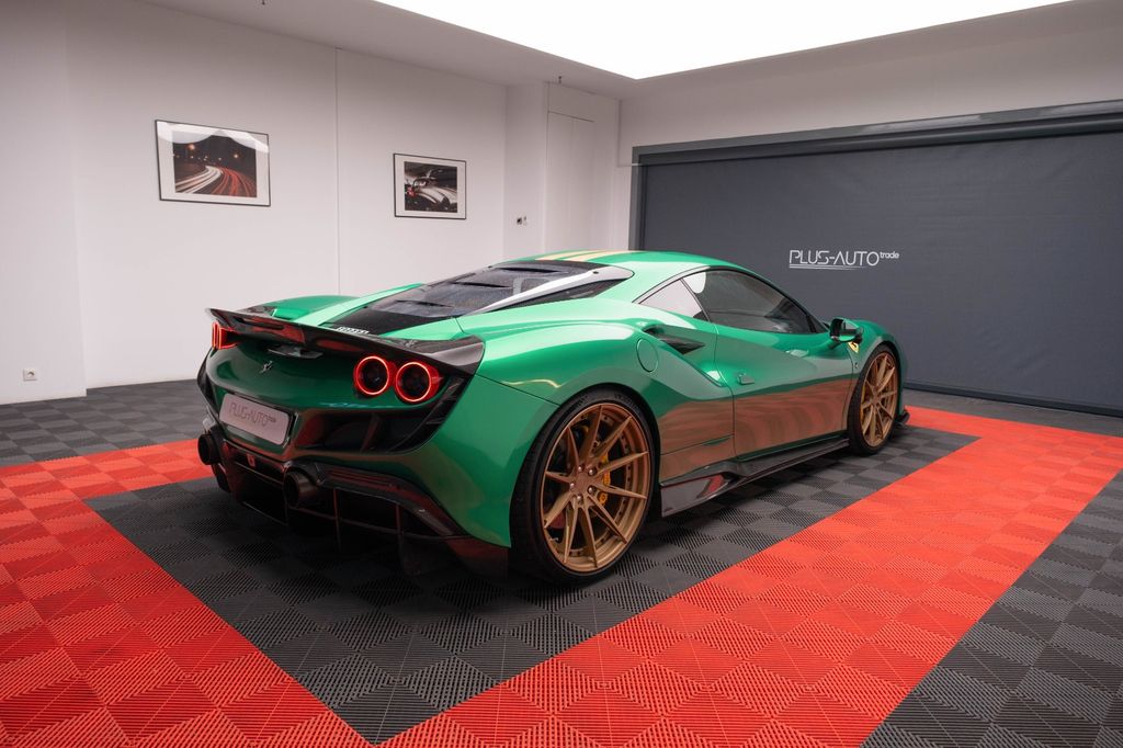 Ferrari F8 2021