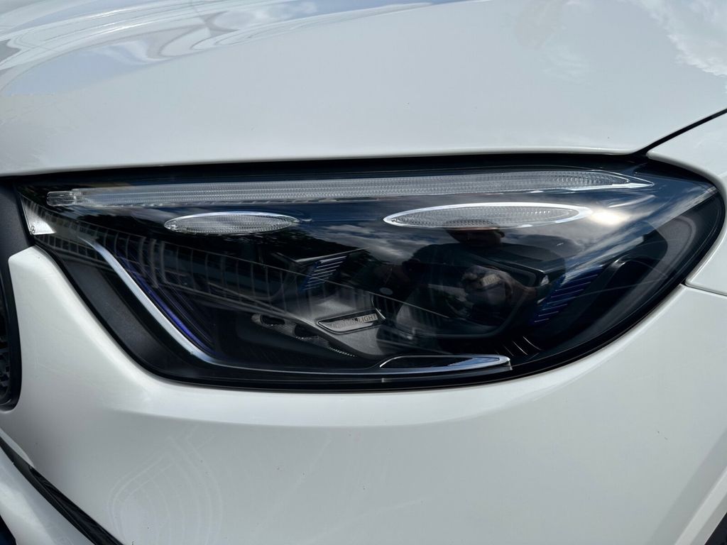 Mercedes-Benz GLC 300 2025