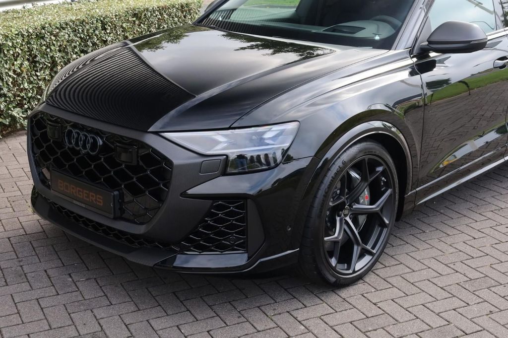 Audi RSQ8 2025