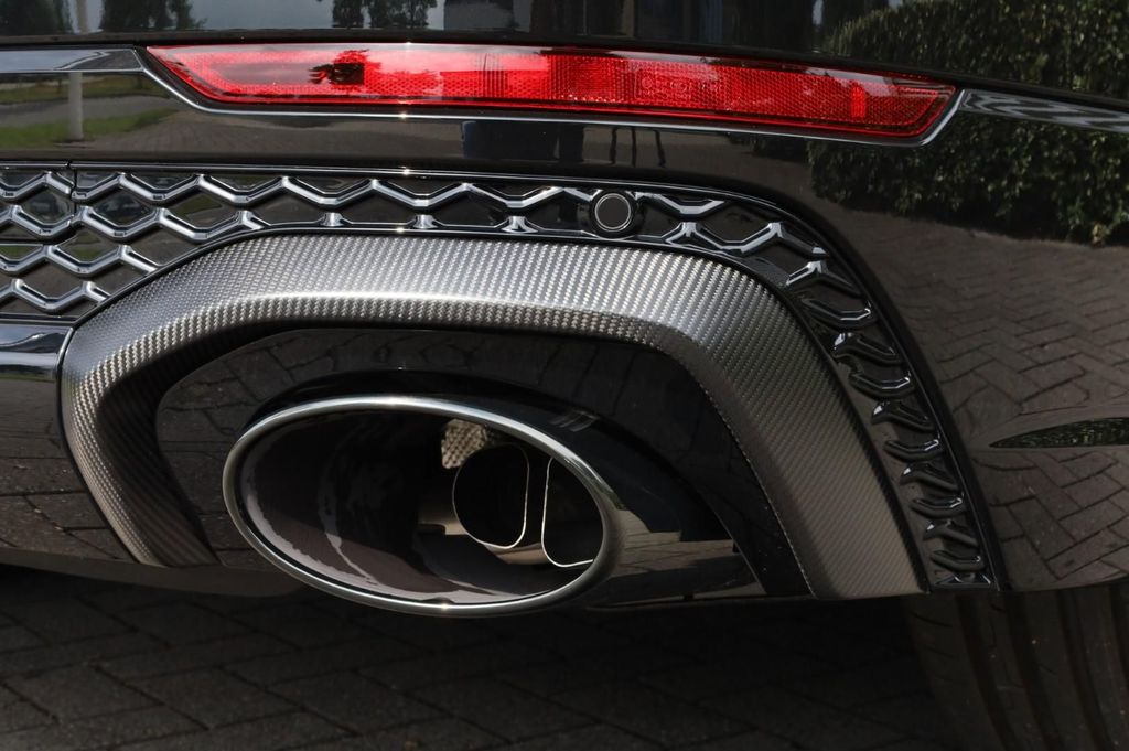 Audi RSQ8 2025