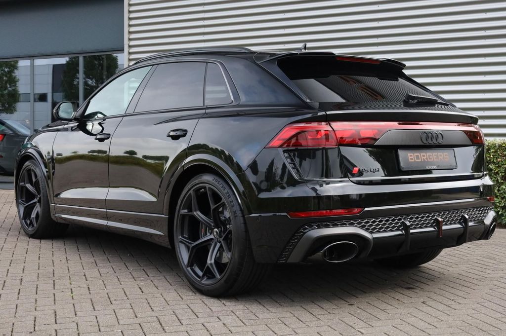 Audi RSQ8 2025