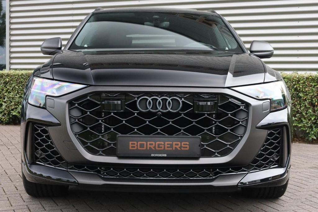 Audi RSQ8 2025