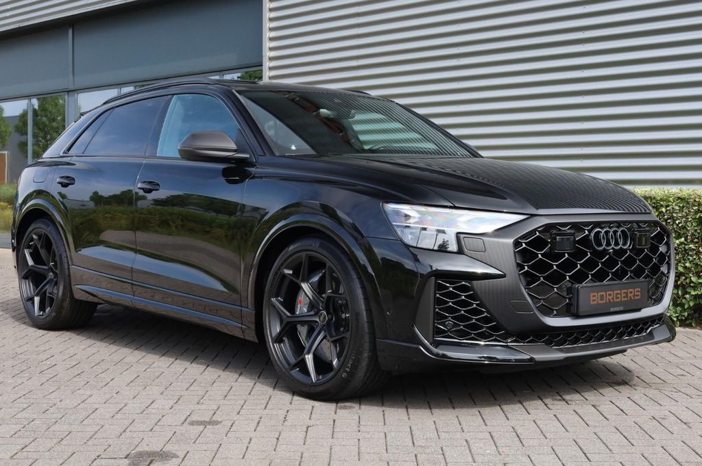 Audi RSQ8 2025