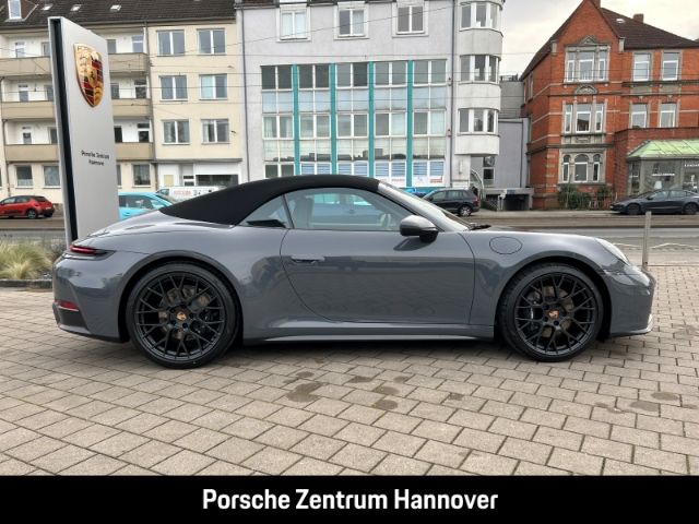 Porsche 992 2025