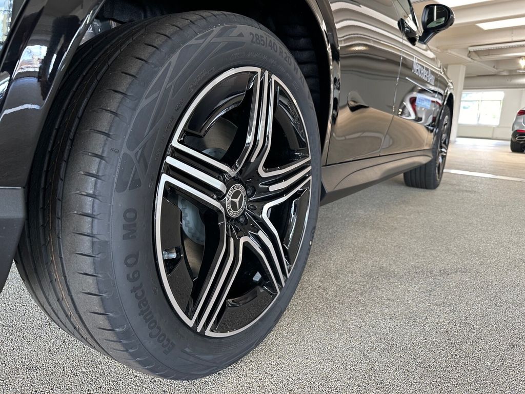 Mercedes-Benz GLC 300 2025