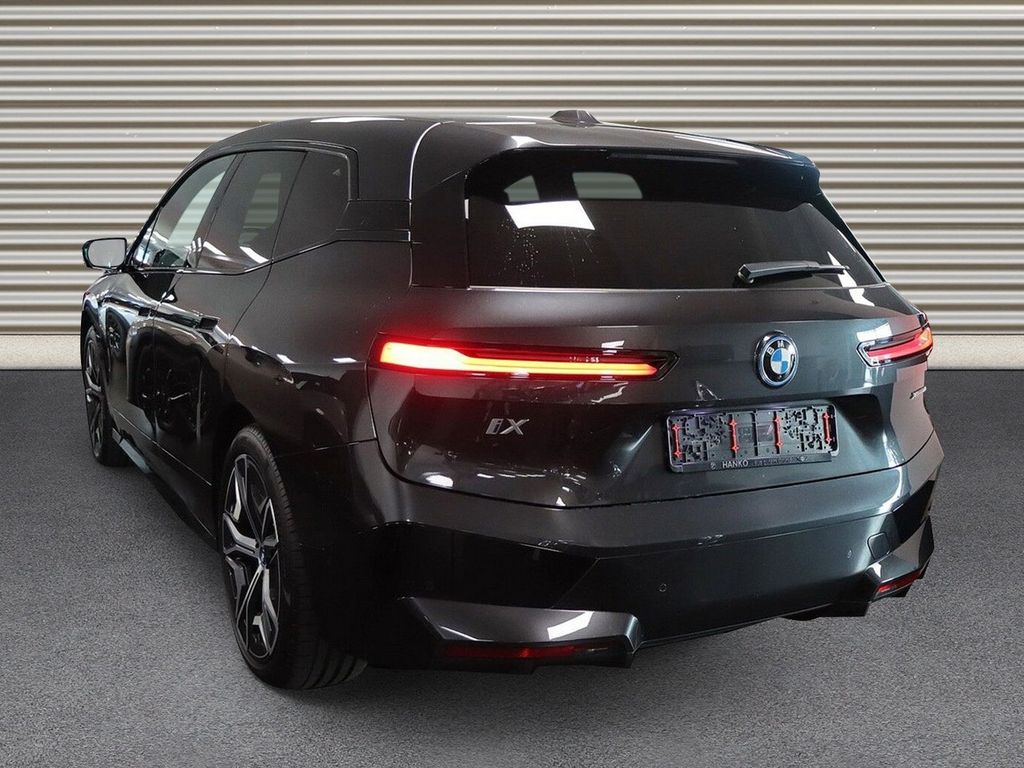 BMW iX 2022