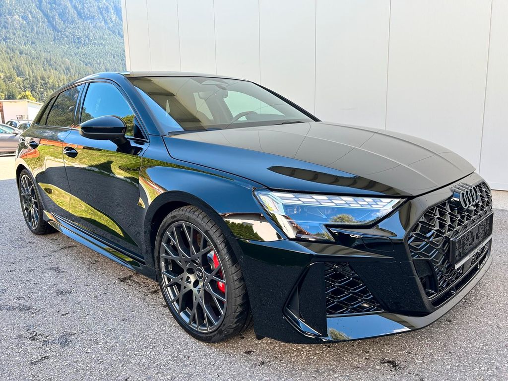 Audi RS3 2025