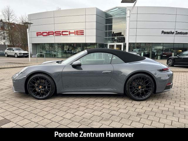 Porsche 992 2025