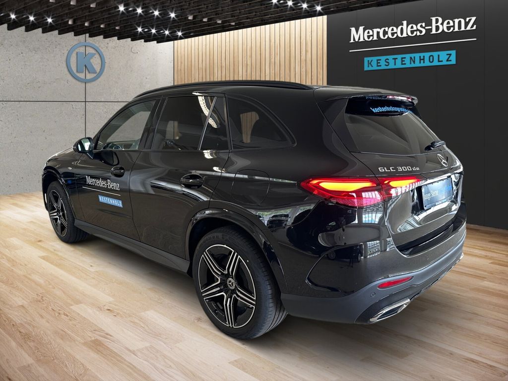 Mercedes-Benz GLC 300 2025