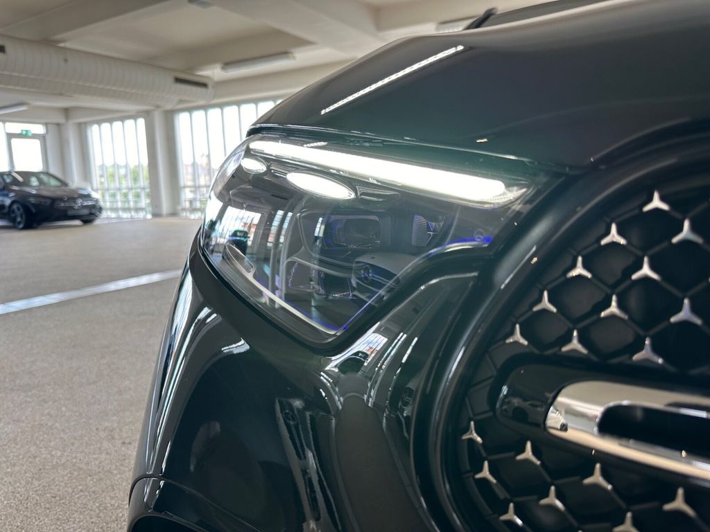 Mercedes-Benz GLC 300 2025