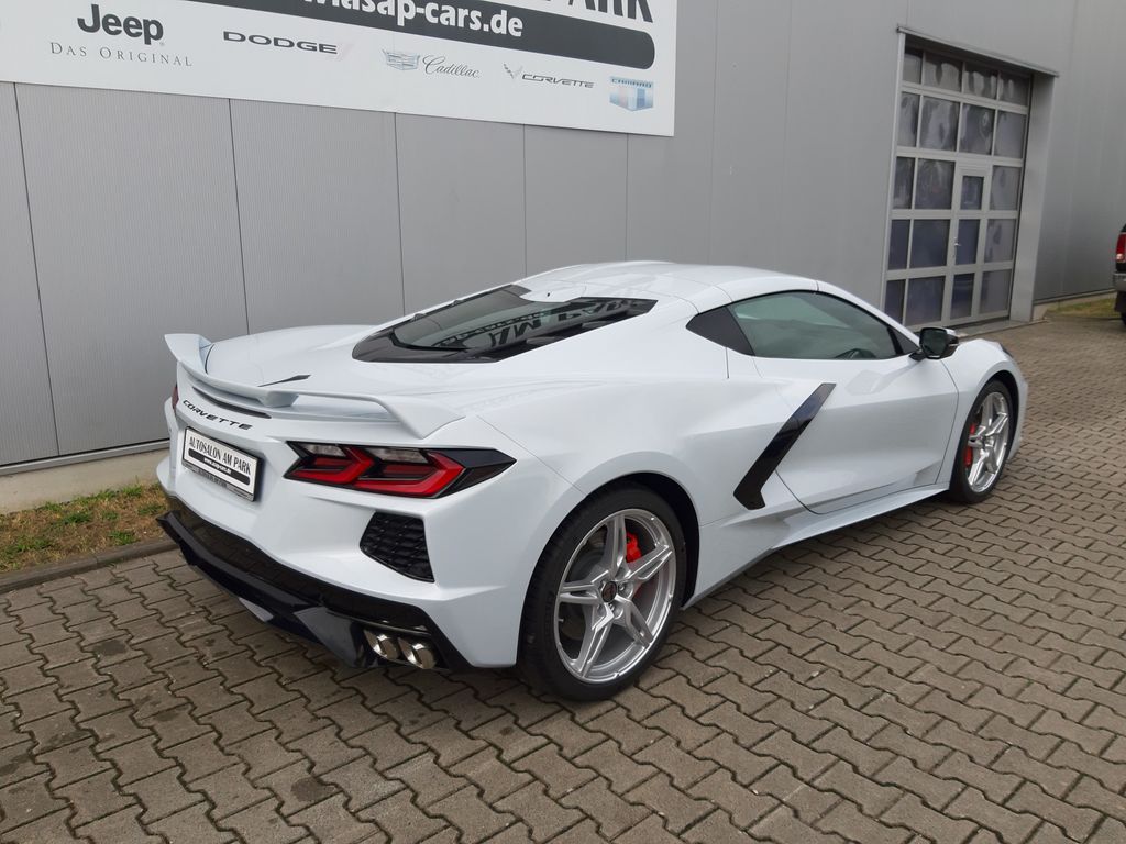 Corvette C8 2025