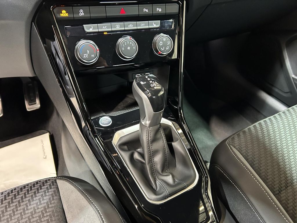 Volkswagen T-Roc 2024