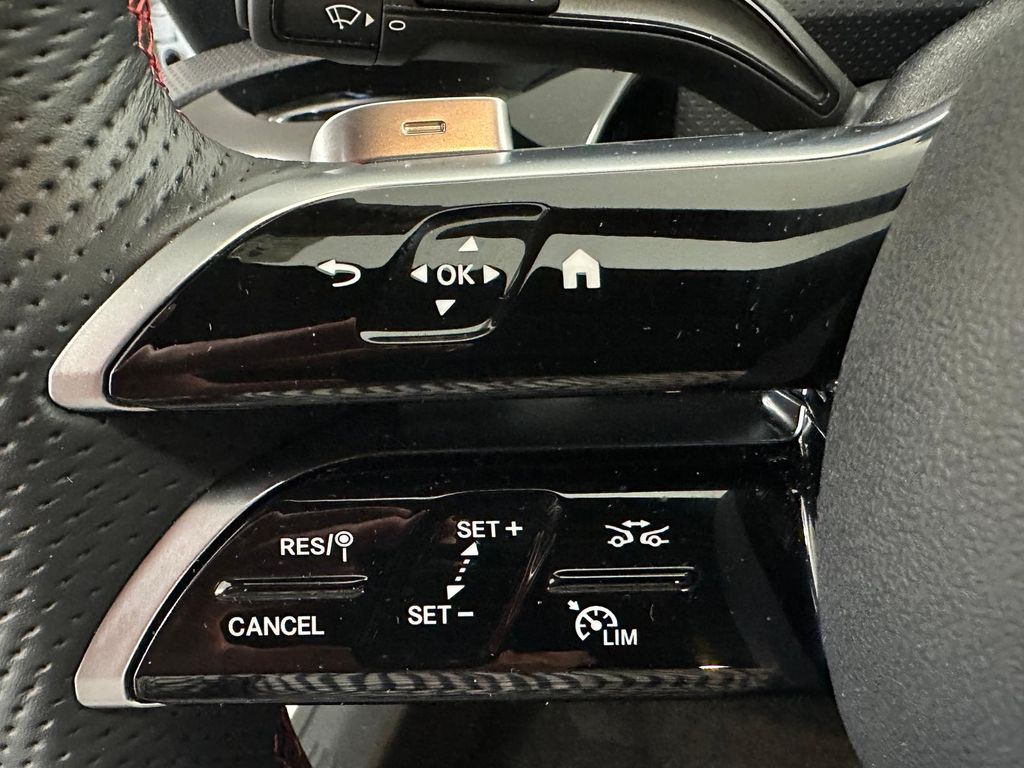 Mercedes-Benz A 200 2024