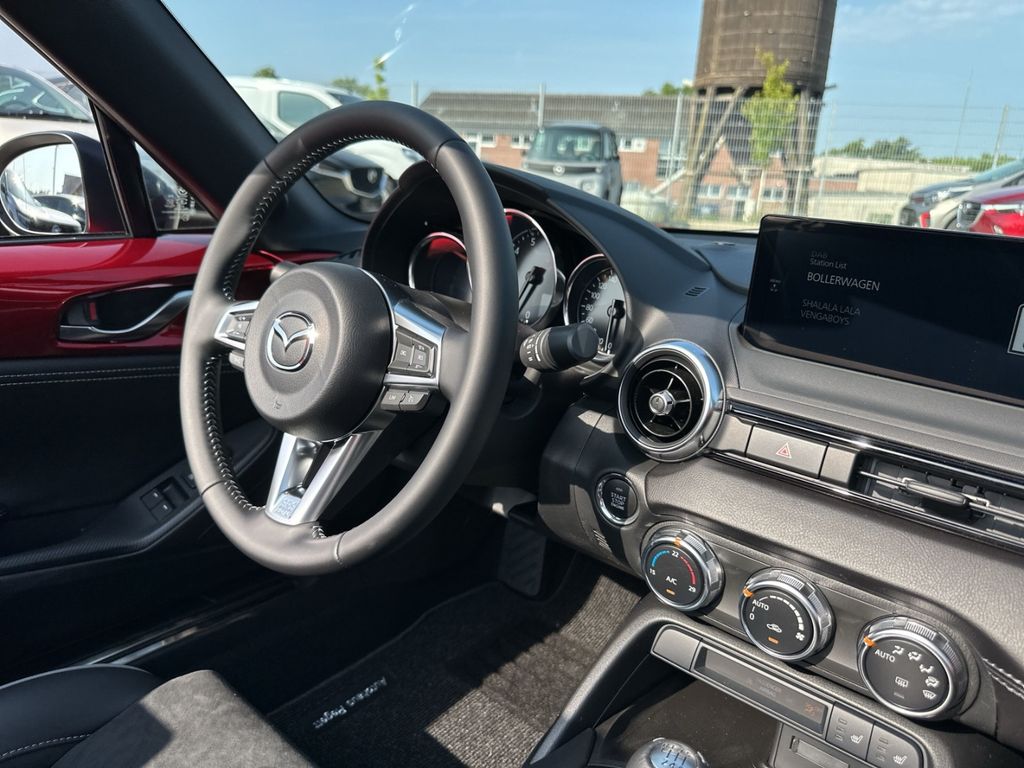 Mazda MX-5 2025