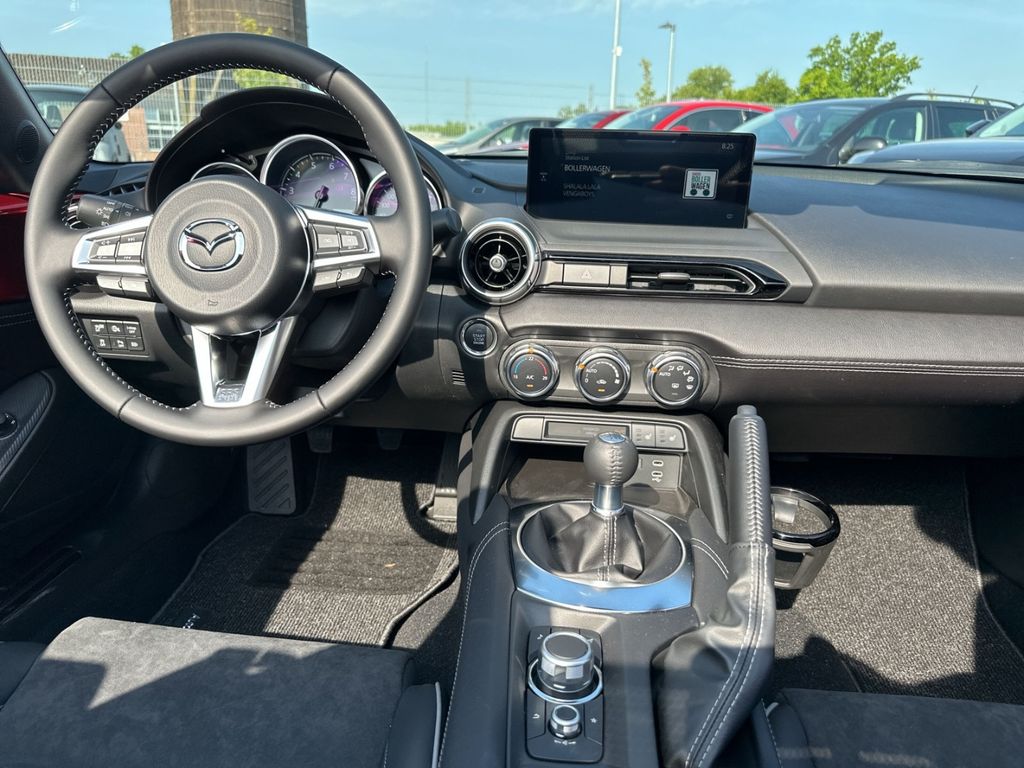 Mazda MX-5 2025