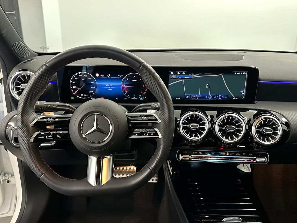 Mercedes-Benz A 200 2024