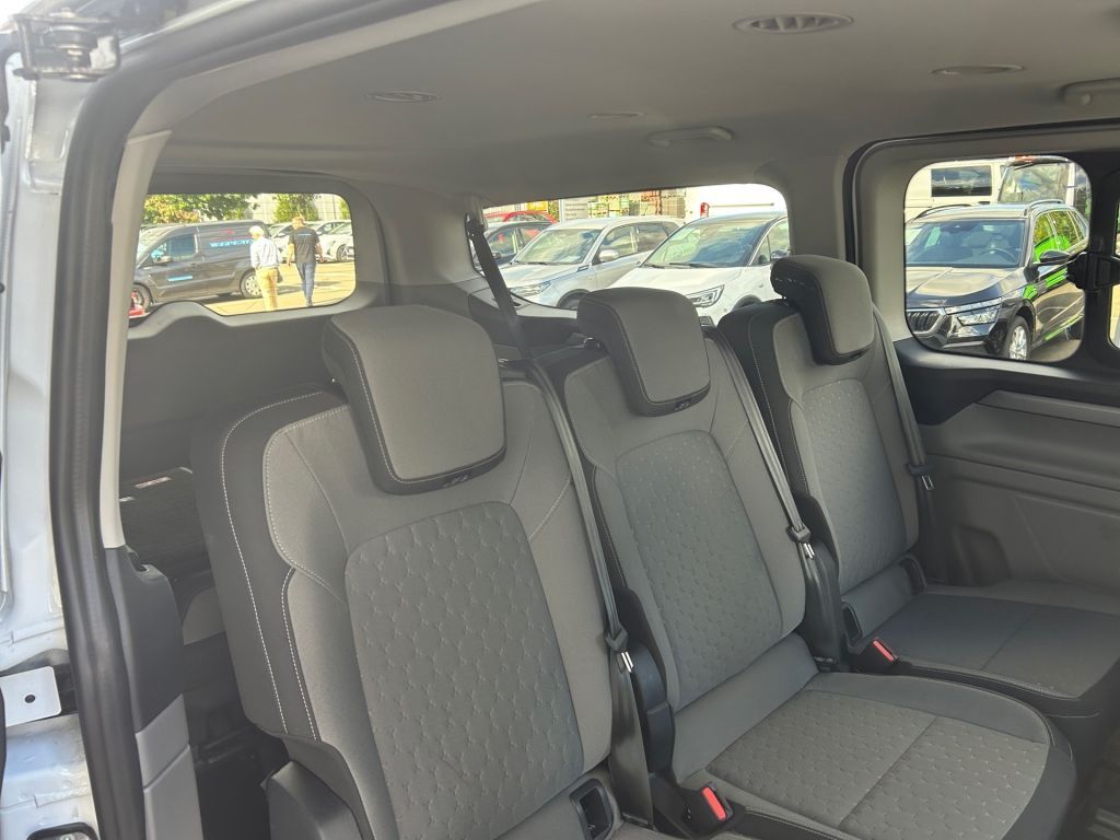 Ford Tourneo Custom 2024
