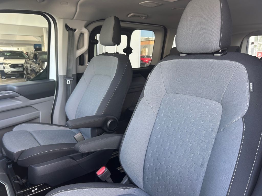 Ford Tourneo Custom 2024