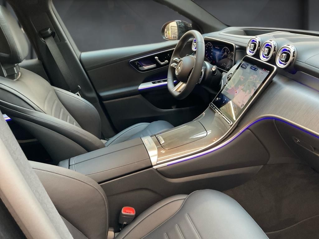 Mercedes-Benz GLC 300 2025