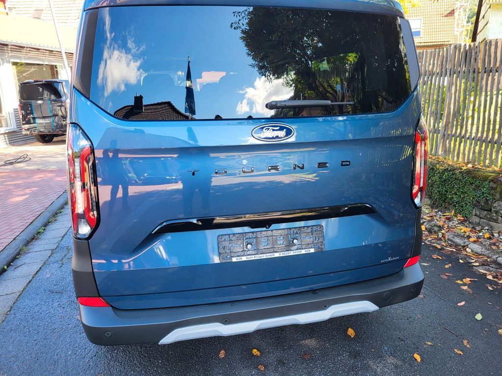 Ford Tourneo Custom 2025