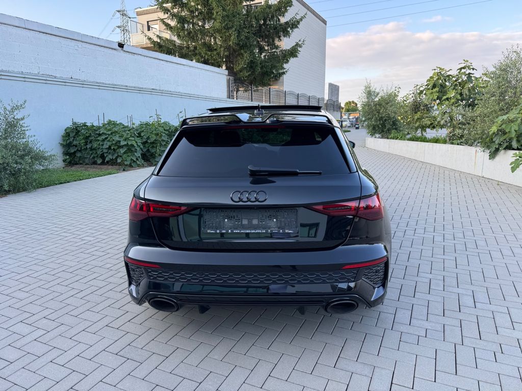Audi RS3 2024