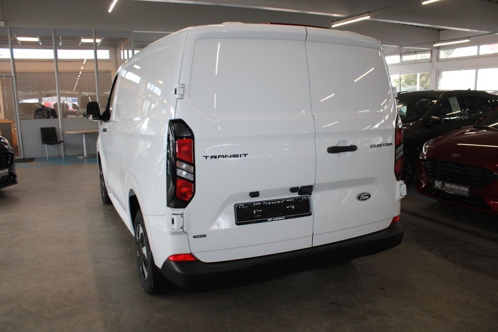 Ford Transit Custom 2025