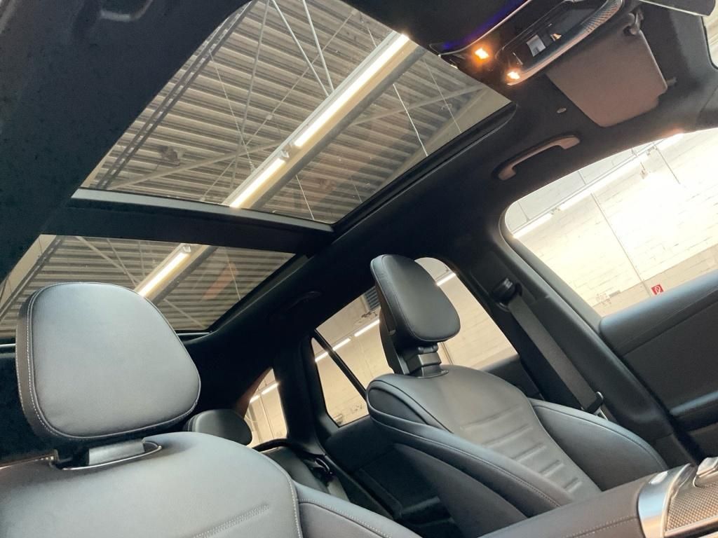 Mercedes-Benz GLC 300 2025