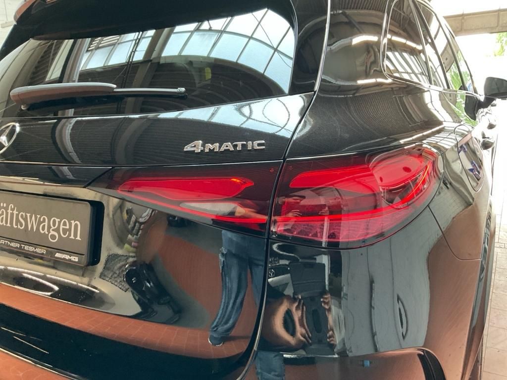 Mercedes-Benz GLC 300 2025