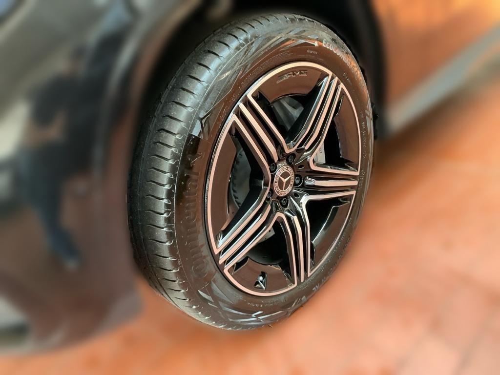 Mercedes-Benz GLC 300 2025