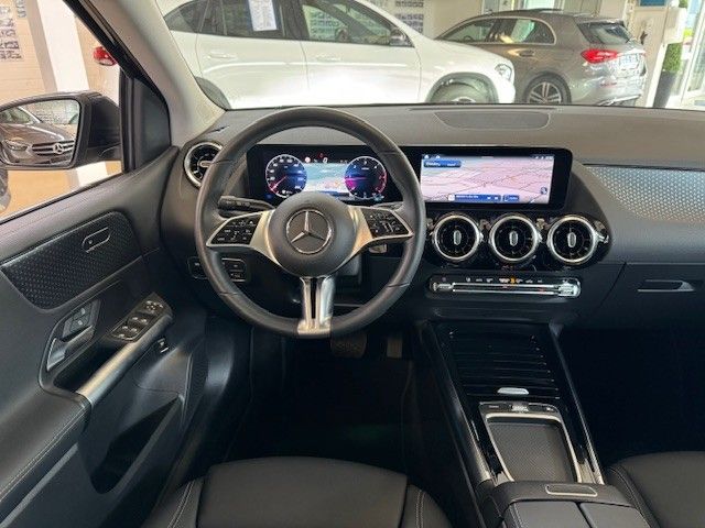 Mercedes-Benz B 200 2024