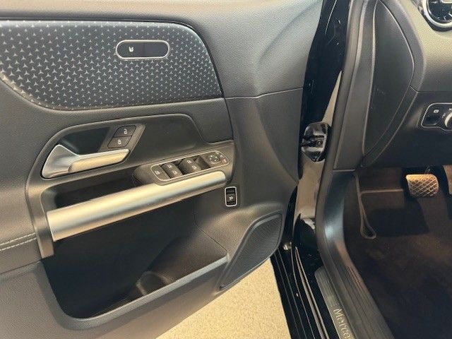 Mercedes-Benz B 200 2024