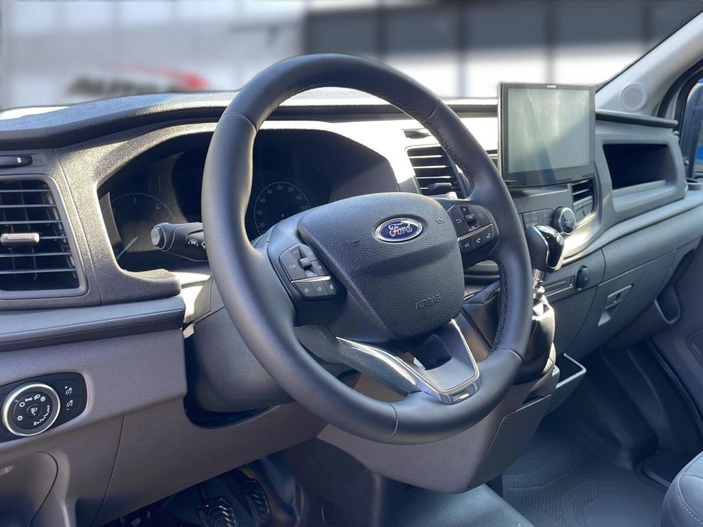 Ford Transit 2023