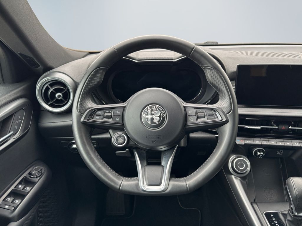 Alfa Romeo Tonale 2023