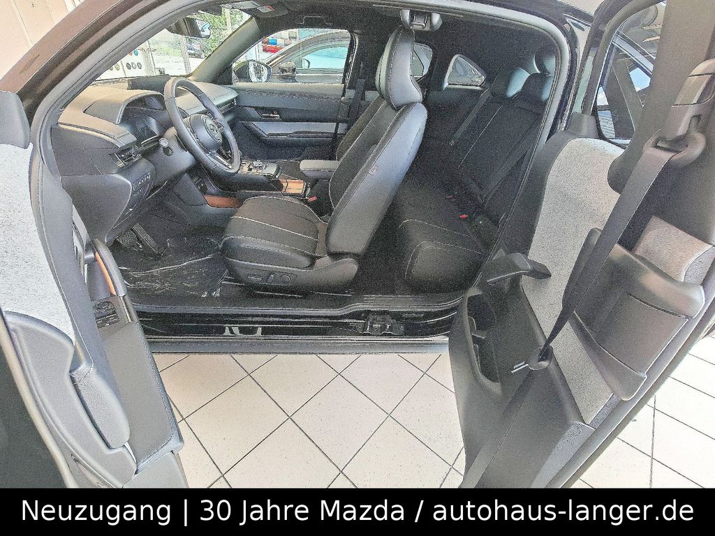 Mazda MX-30 2025