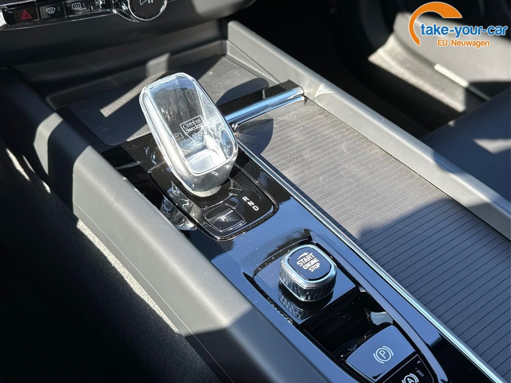 Volvo XC60 2025