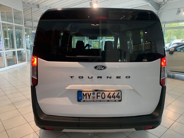 Ford Tourneo Courier 2025