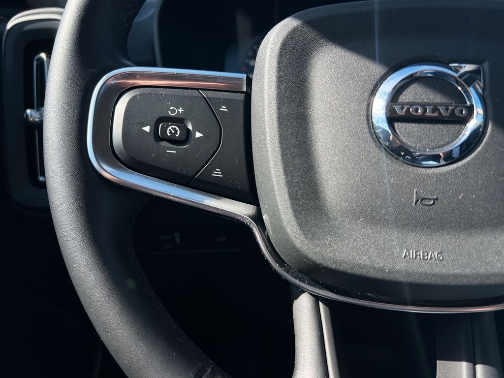 Volvo XC40 2021