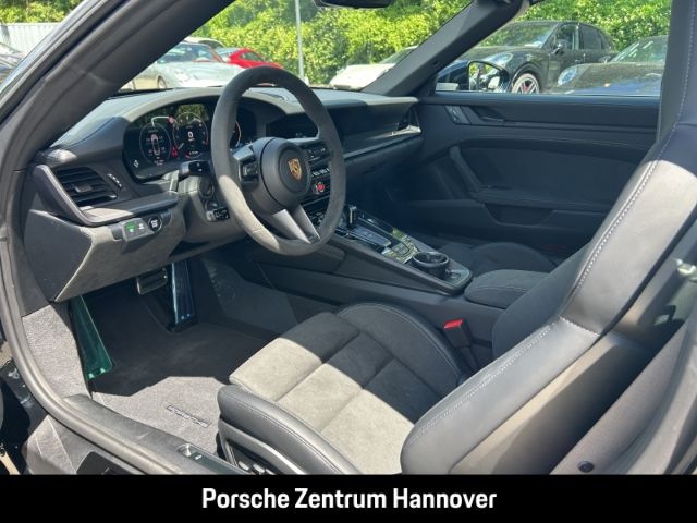 Porsche 992 2025