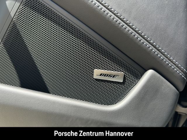 Porsche 992 2025