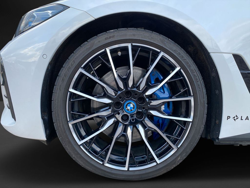 BMW i4 2023
